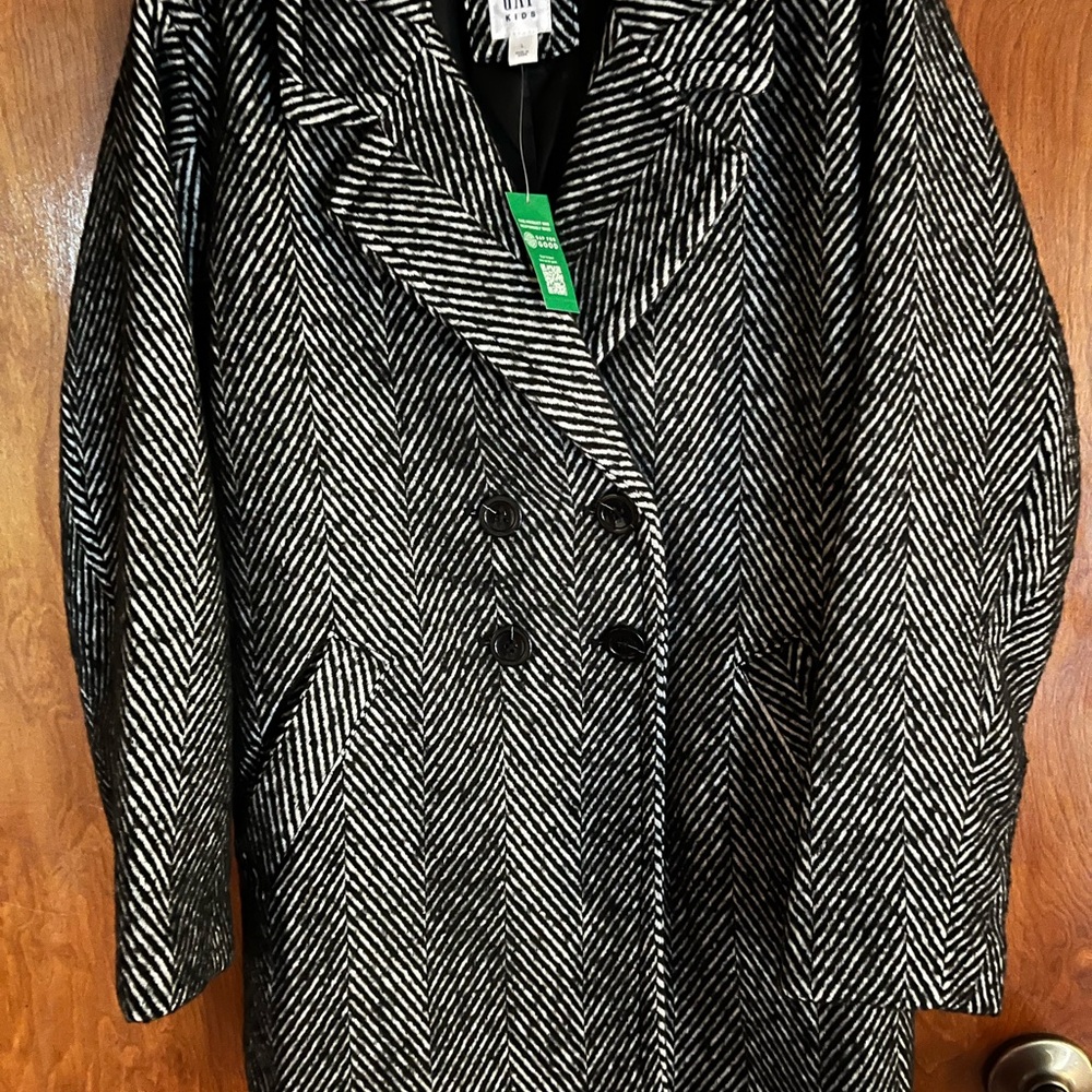 GAP Monochrome Herringbone Coat - Picture 3 of 4